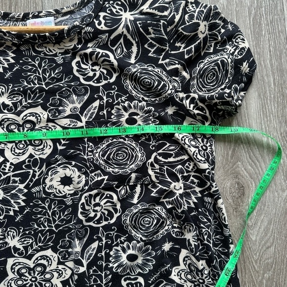 LULAROE Carly Dress Bundle of Two dresses Size Extra Small XS - Picture 14 of 16